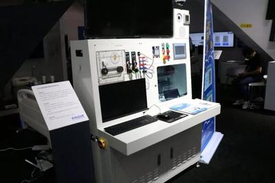 牛！哈工大機器人集團60余款機器人亮相世界機器人大會 教育服務領域引矚目